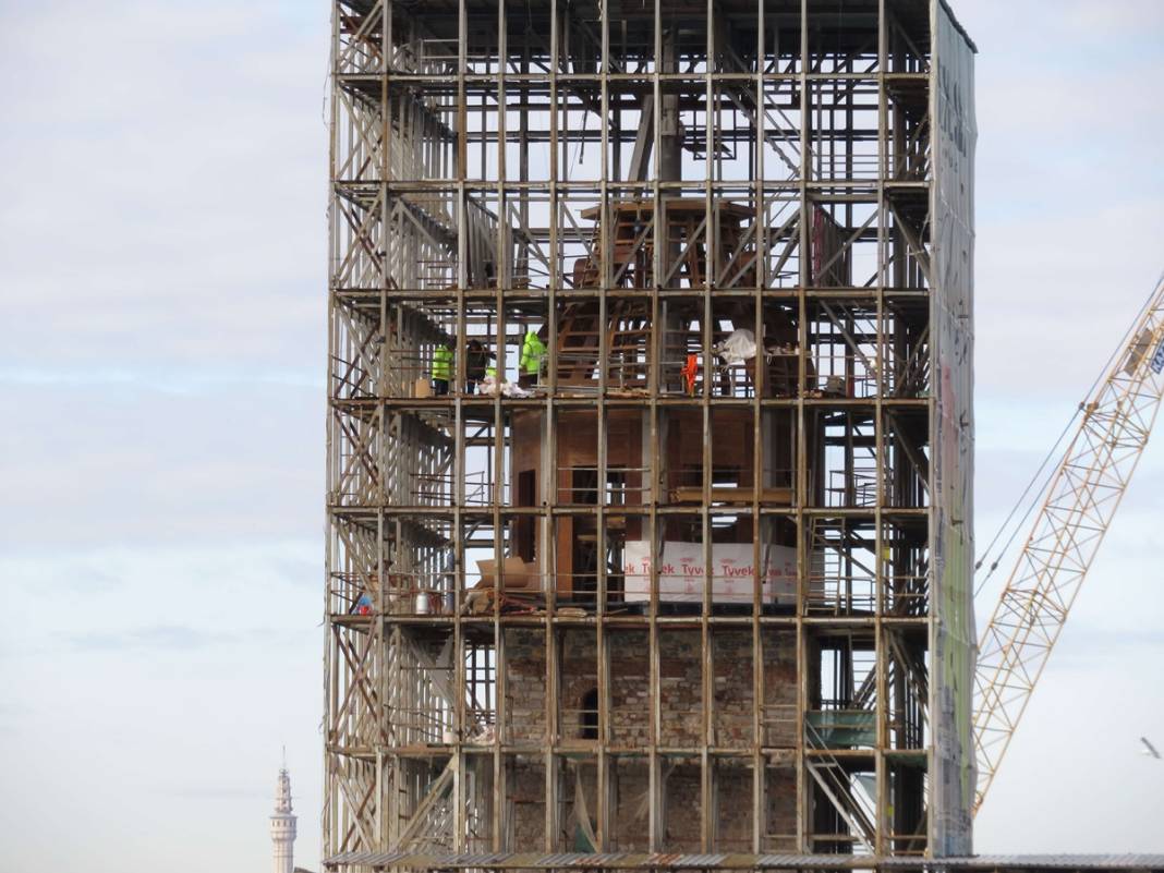 Kız Kulesi darmadağın olmuş! Son hali tartışma konusu oldu, işte restorasyonda son durum... 14